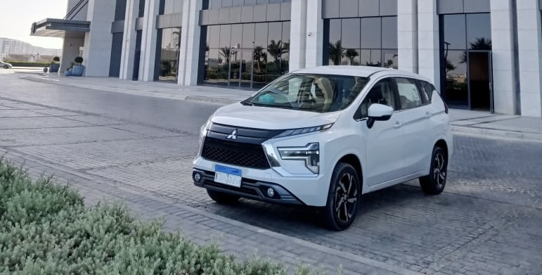 Mitsubishi xpander - large families - Transporting a family of 6 people
